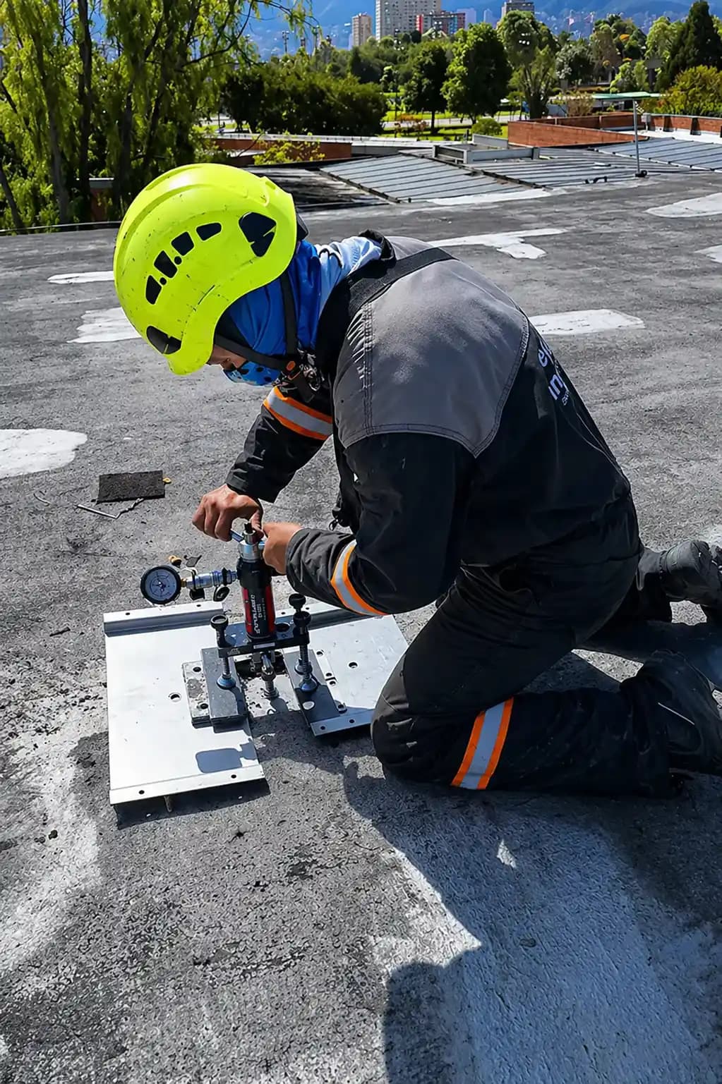 Puntos de Anclaje Certificados: Seguridad Sin Concesiones